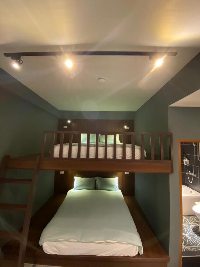 טאינאן 良文旅2館ryou Hotel Vintage - II מראה חיצוני תמונה