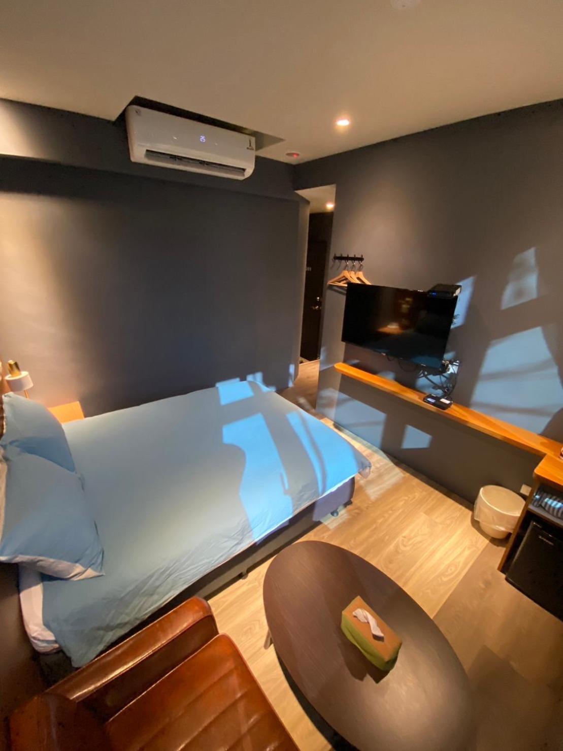 טאינאן 良文旅2館ryou Hotel Vintage - II מראה חיצוני תמונה