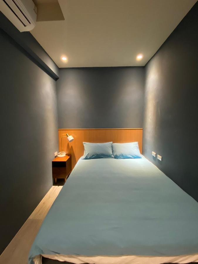 טאינאן 良文旅2館ryou Hotel Vintage - II מראה חיצוני תמונה